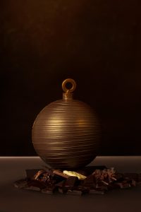 boule de noel en chocolat patisserie gozdek binche