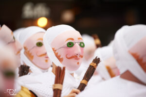 gilles de Binche masqués